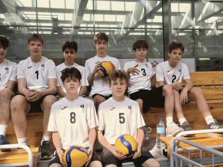 Turnieje siatkówki  w ramach Igrzysk Młodzieży Szkolnej.