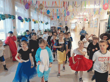 „Karnawał! Radość i wrzawa!”