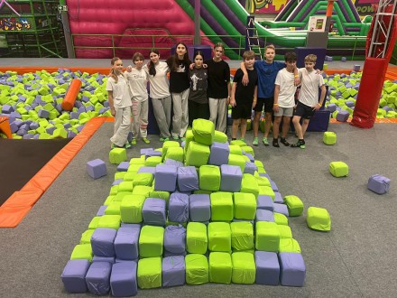 Skacząca matematyka, czyli 7e w Parku Trampolin