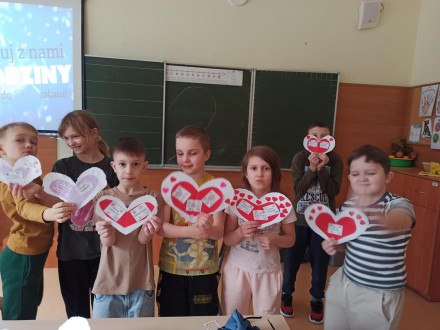 Walentynki- święto wyrażania sympatii, przyjaźni i miłości