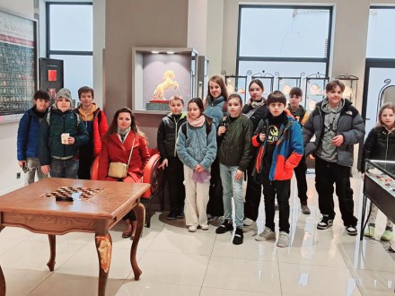 Klasa 5b w Muzeum Bursztynu i w kinie