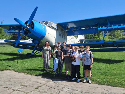 Wycieczka klasy 5b do Muzeum Lotnictwa