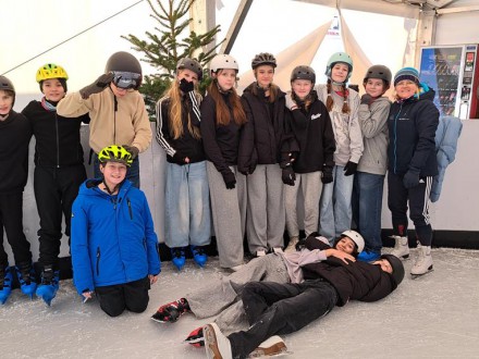 Klasy 6d i 7d na lodowisku