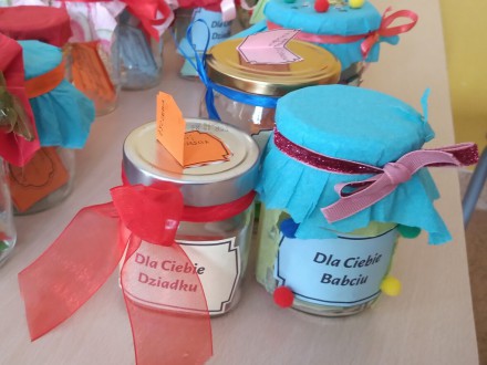 DZIEŃ BABCI I DZIADKA 