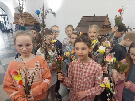 Wielkanoc. Czas odnowy. Klasa 2c w Muzeum Etnograficznym