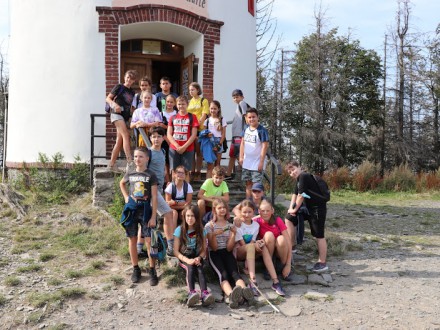 ZIELONA SZKOŁA W JARNOŁTÓWKU