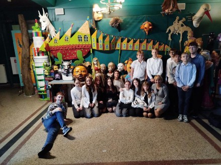 ,,Która więcej malin zbierze…” – 7e w Teatrze Groteska