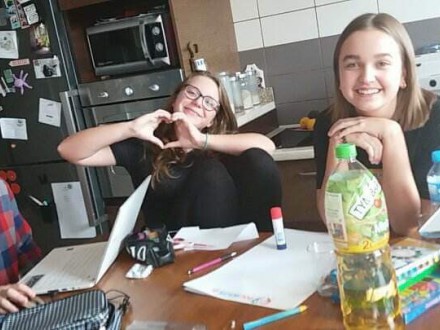 Dog rescue - młodzież w ogólnoszkolnej akcji adopcyjnej 