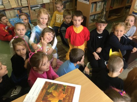 Nowi czytelnicy szkolnej biblioteki