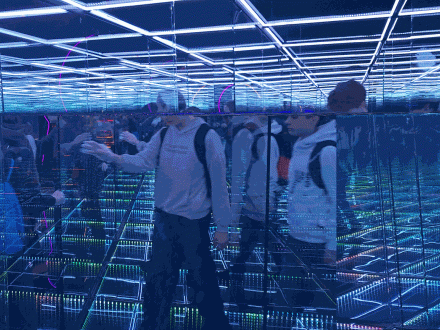 Wycieczka klasy 7b do Muzeum Iluzji