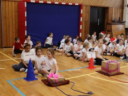 Mikołajkowe zajęcia w ramach programu Mały Mistrz