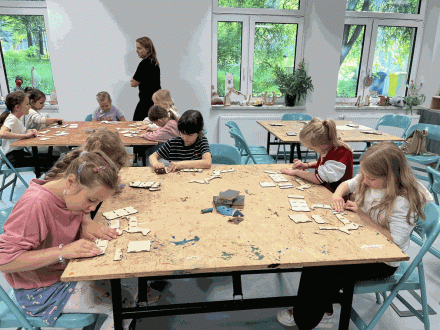 Klasa 1a na warsztatach stolarskich