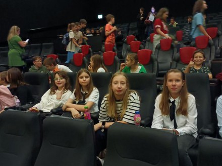 Spektakl malowany piaskiem