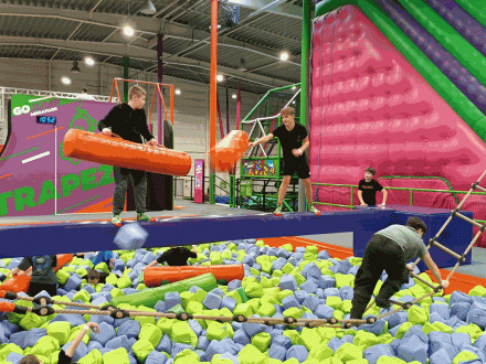 Wycieczka klasy 7d do GoJump.