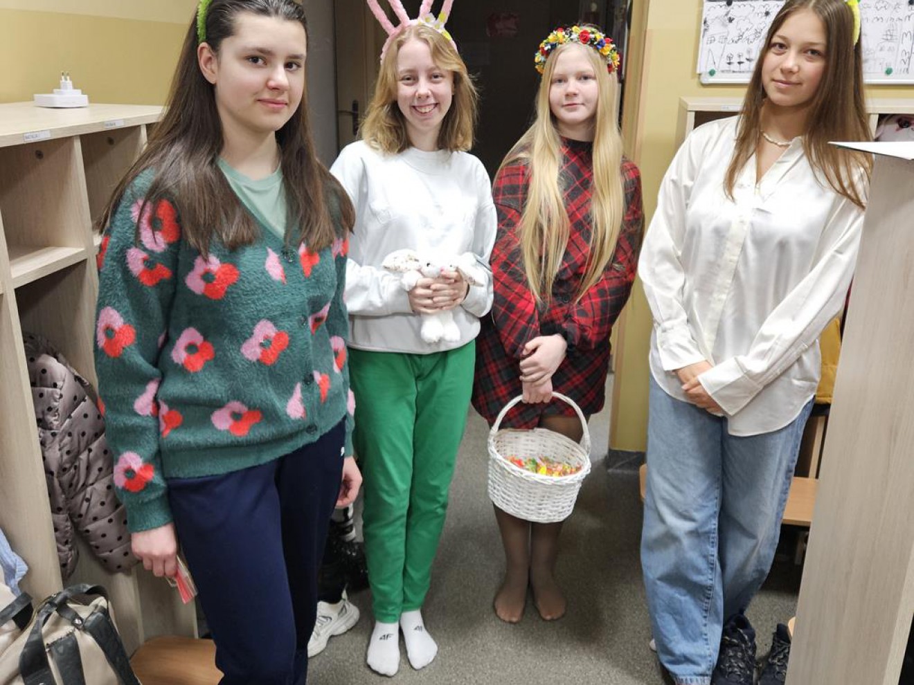 7b zajączek w przedszkolu