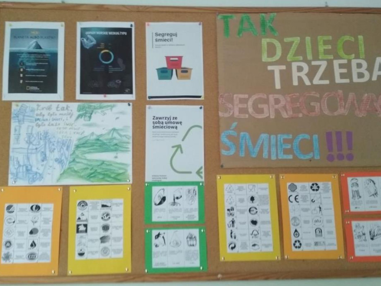 Dzień Ziemi pod hasłem „Planeta albo plastik”.