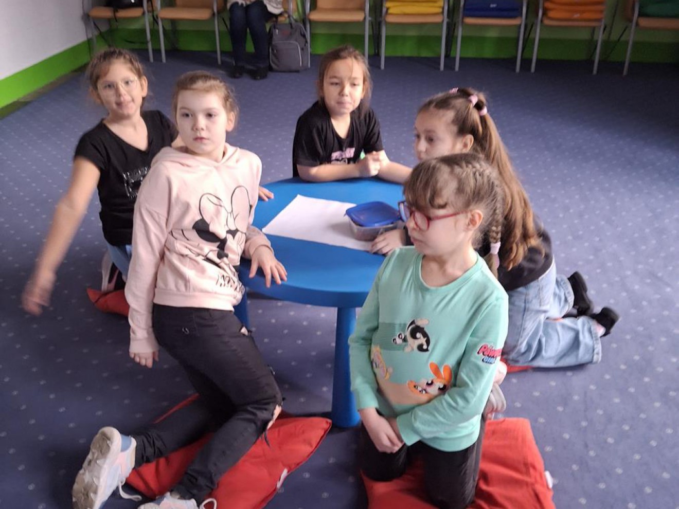 Klasa 3 b na warsztatach „Akademia Kropelki”,