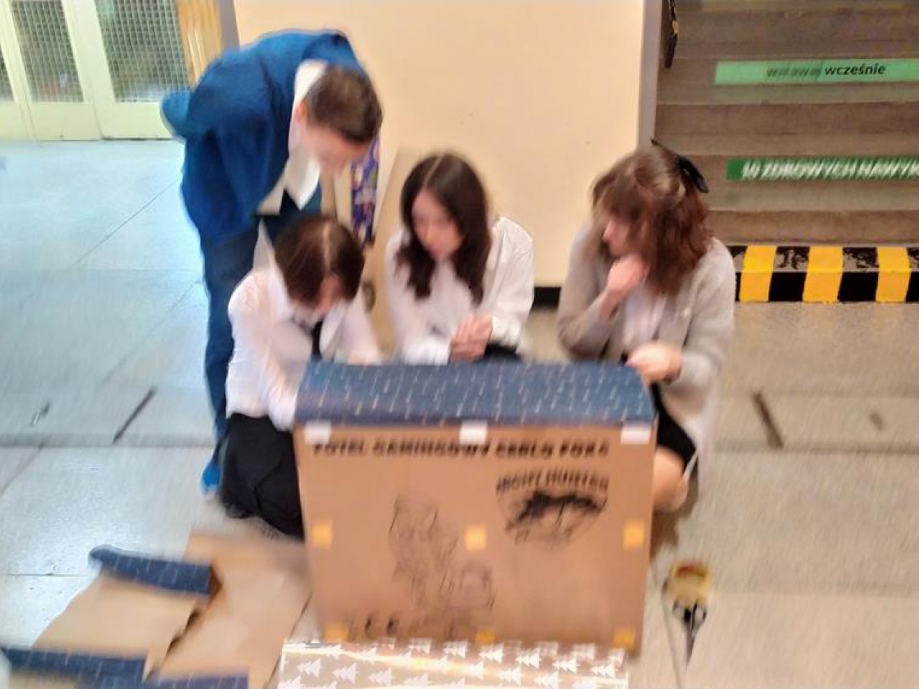 „Krakowskim Targiem”- kółko historyczne na warsztatach w Muzeum Etnograficznym