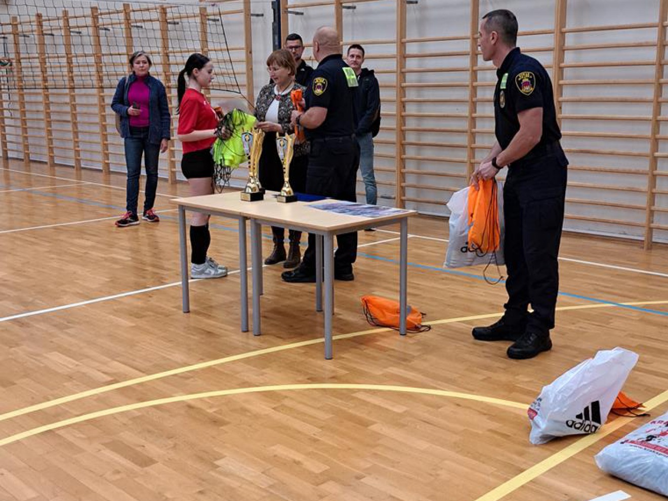 Mikołajkowy Turniej Siatkówki Dzielnicy Prądnik Czerwony