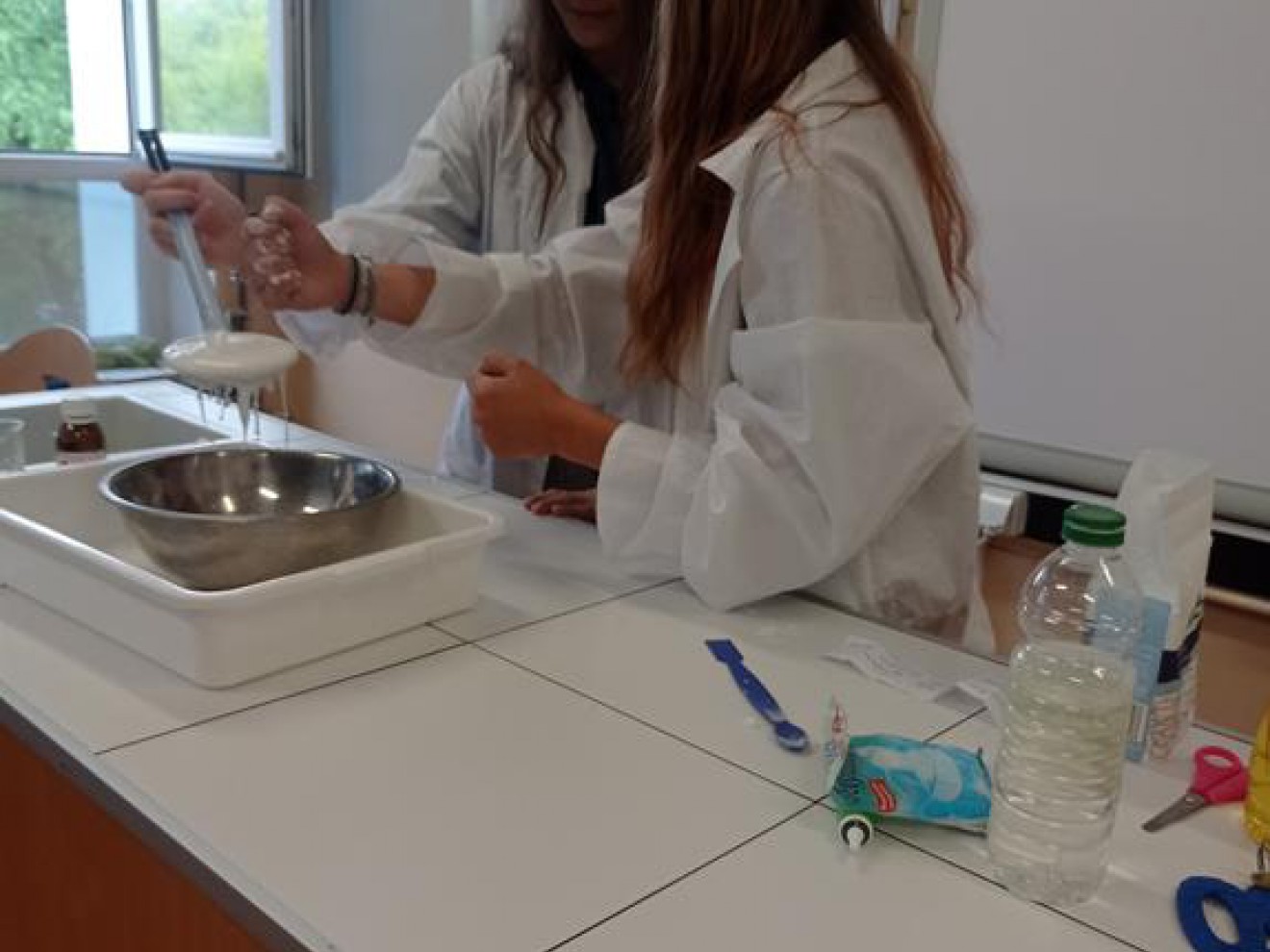 Pokaz doświadczeń w klasie 8c