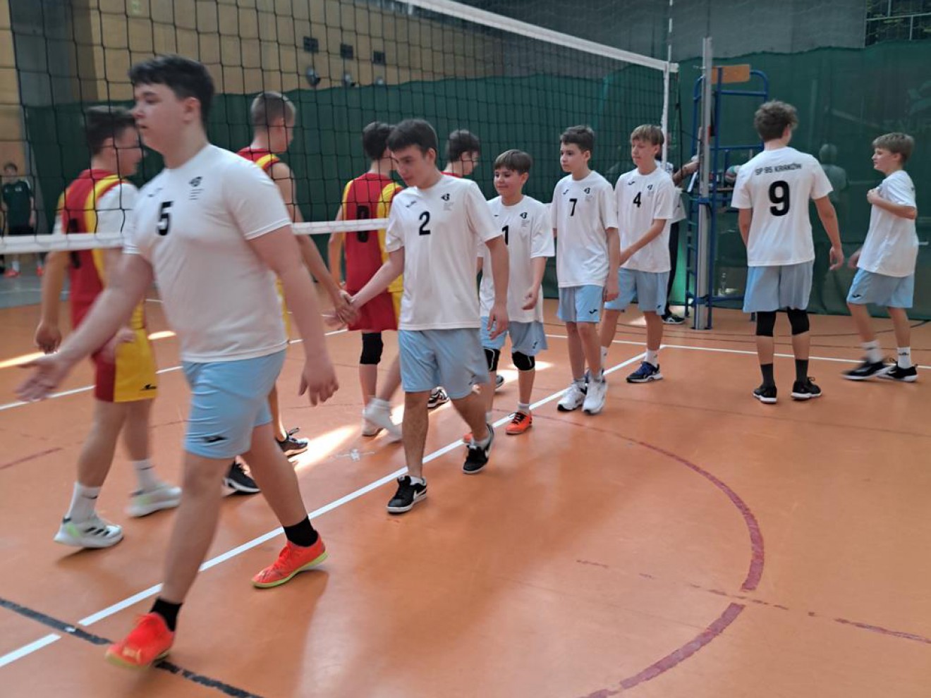 Rozgrywki siatkarskie