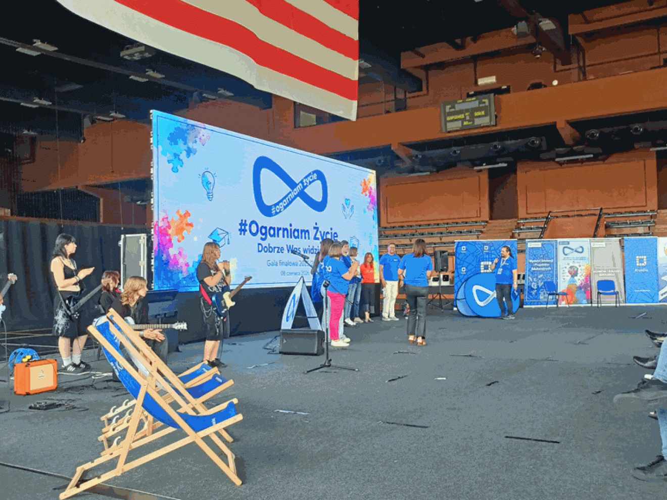 Sukces klasy 7d w projekcie „#Ogarniam życie cyfrowo...