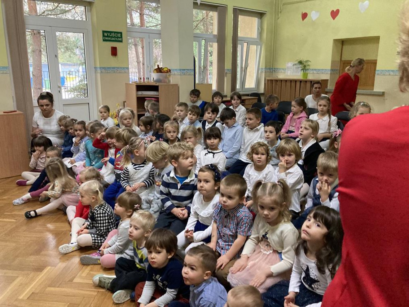 Wspólne obchody Narodowego Święta Niepodległości z przedszkolakami