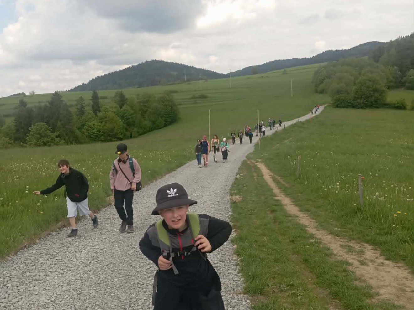 Wycieczka klasy 4c i 6a na Maciejową
