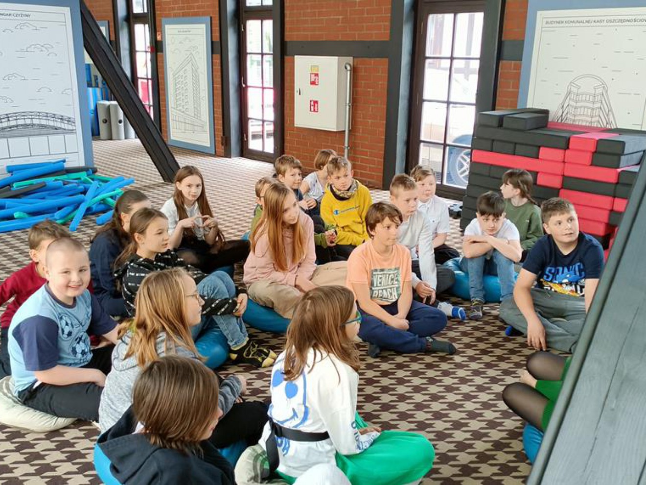 Wycieczka klasy 4d do Muzeum Inżynierii i Techniki.