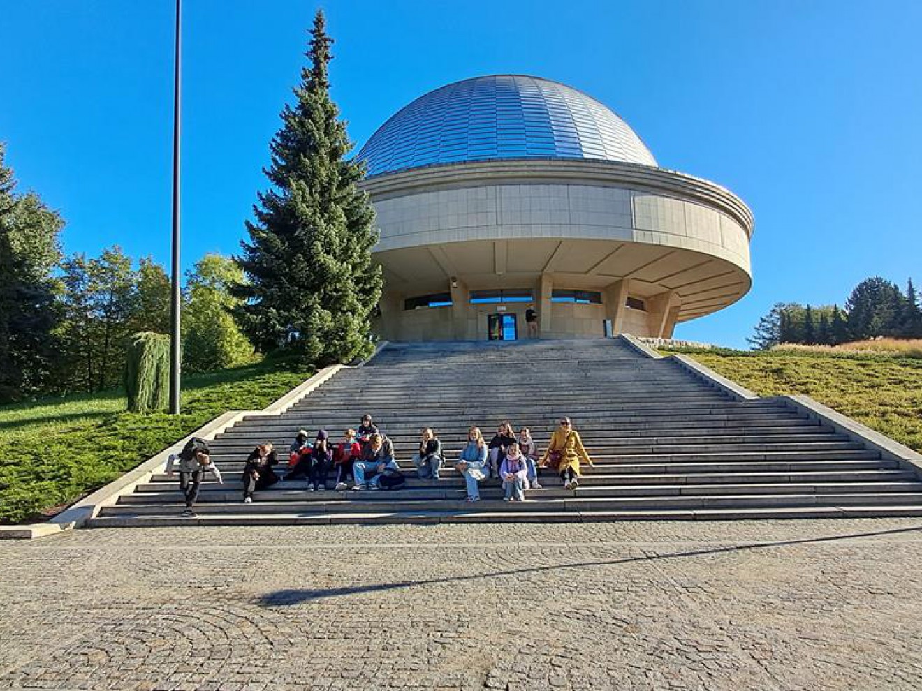 Wycieczka klasy 6b do Planetarium w Chorzowie
