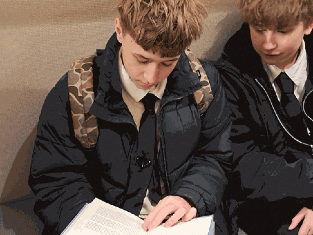 Wyjście klasy 7b do teatru i muzeum.