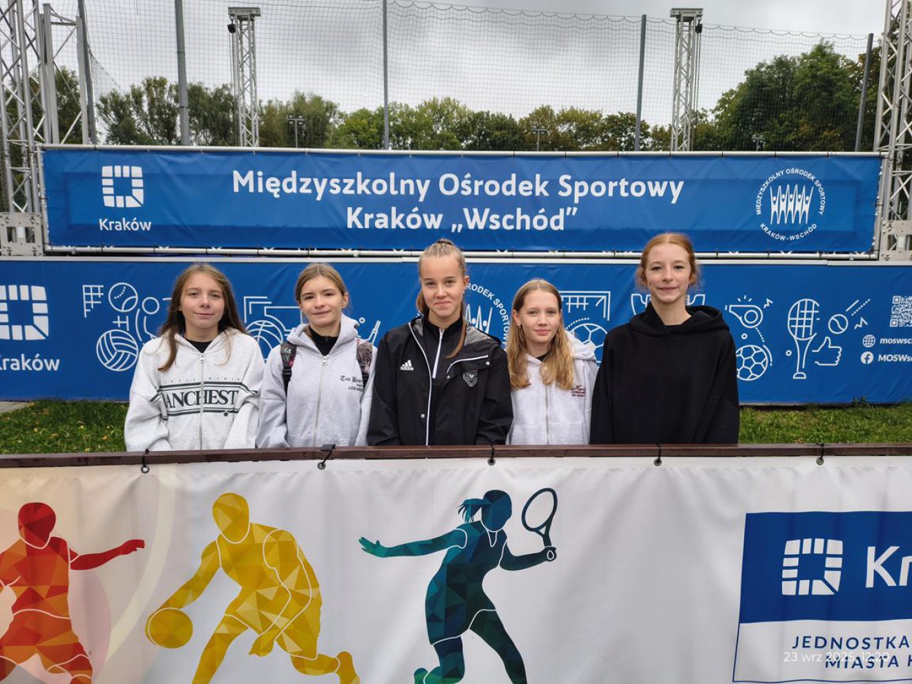 Zawody Piłki Ręcznej drużyn mieszanych o mistrzostwo Dzielnicy III.