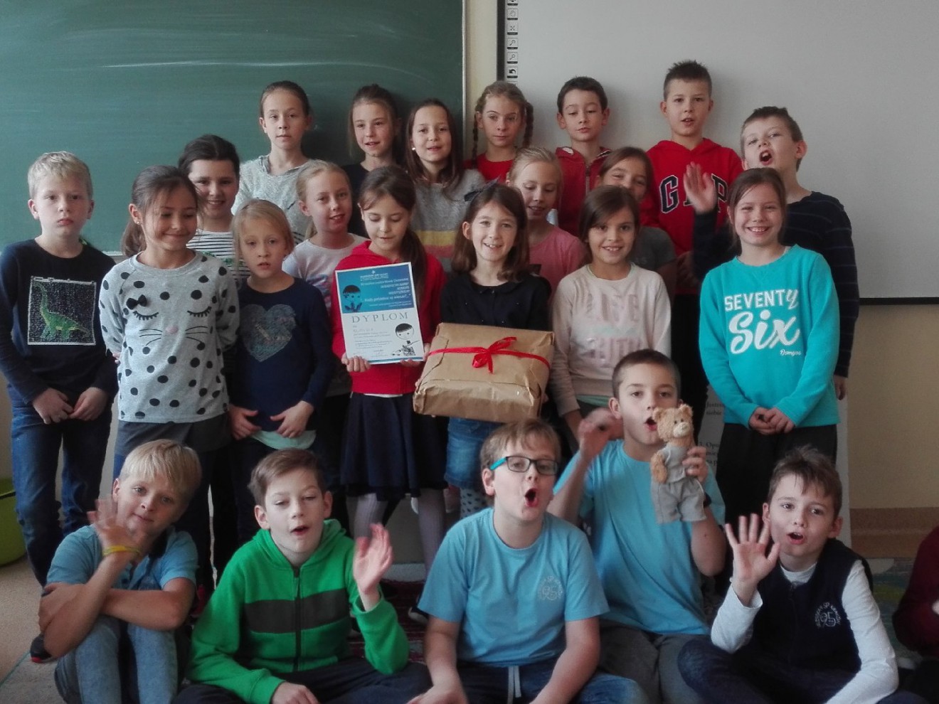 Konkurs plastyczny „…Kiedy potrzebne są wiersze…”