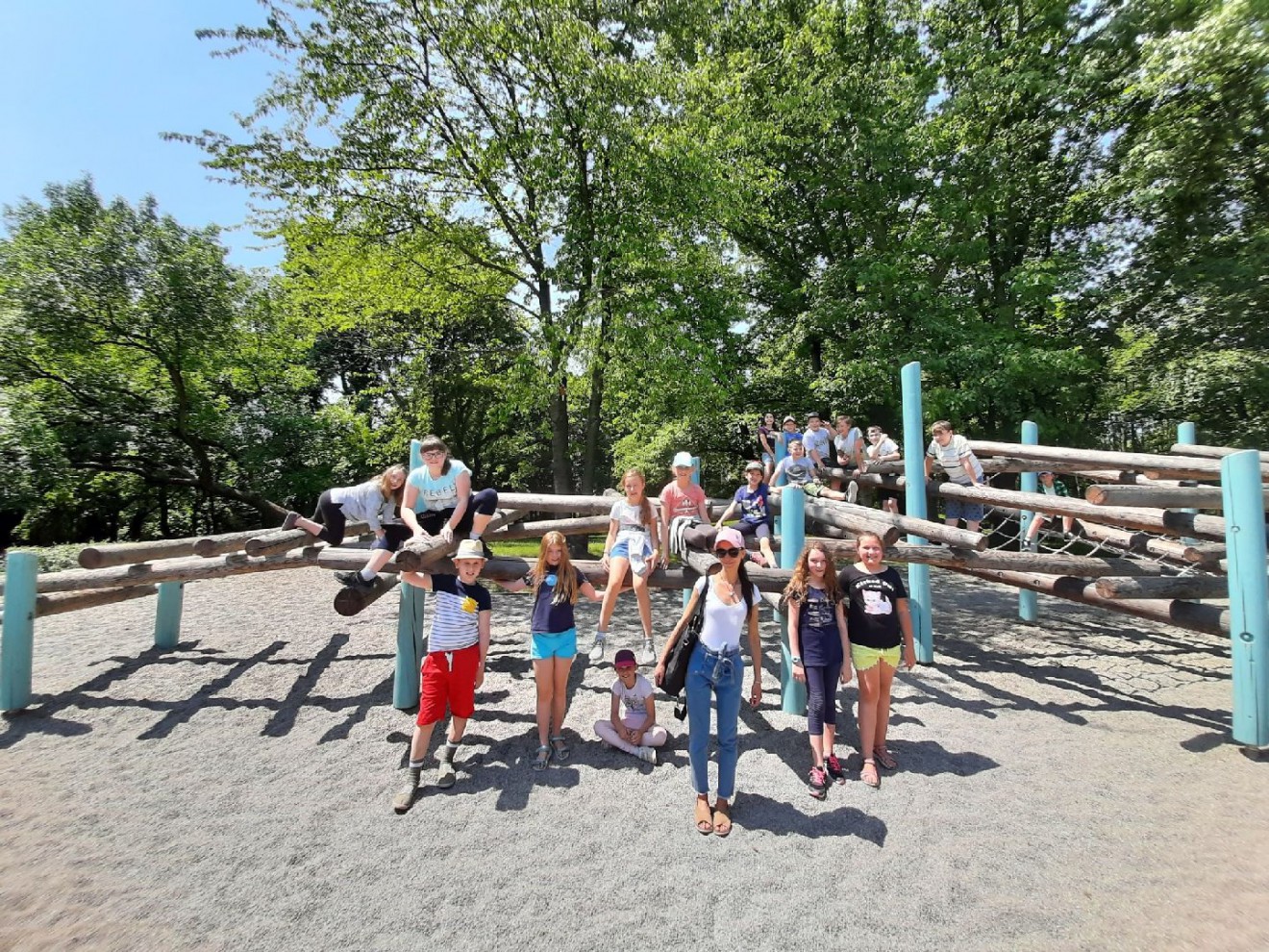 Klasy 4 a i 4 c w Parku Lotników Polskich