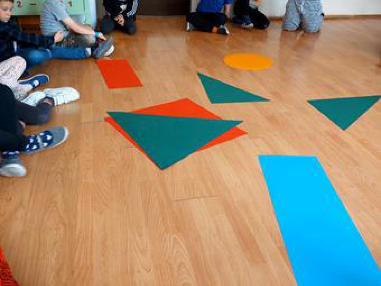 Ciekawskie pierwszaki – Jak poznawać świat w klasie   