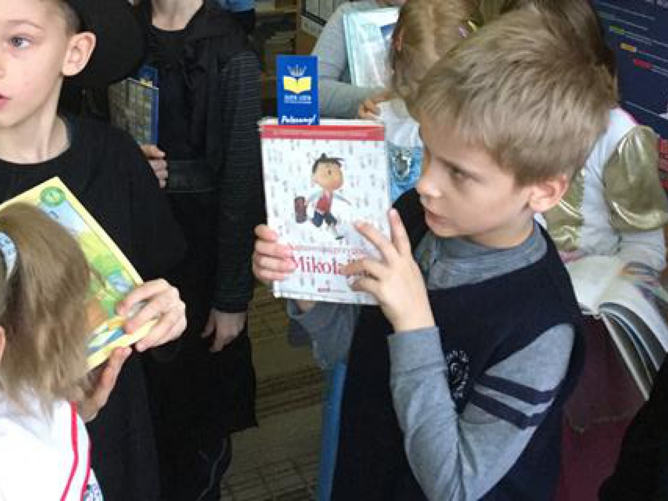 Nowi czytelnicy szkolnej biblioteki