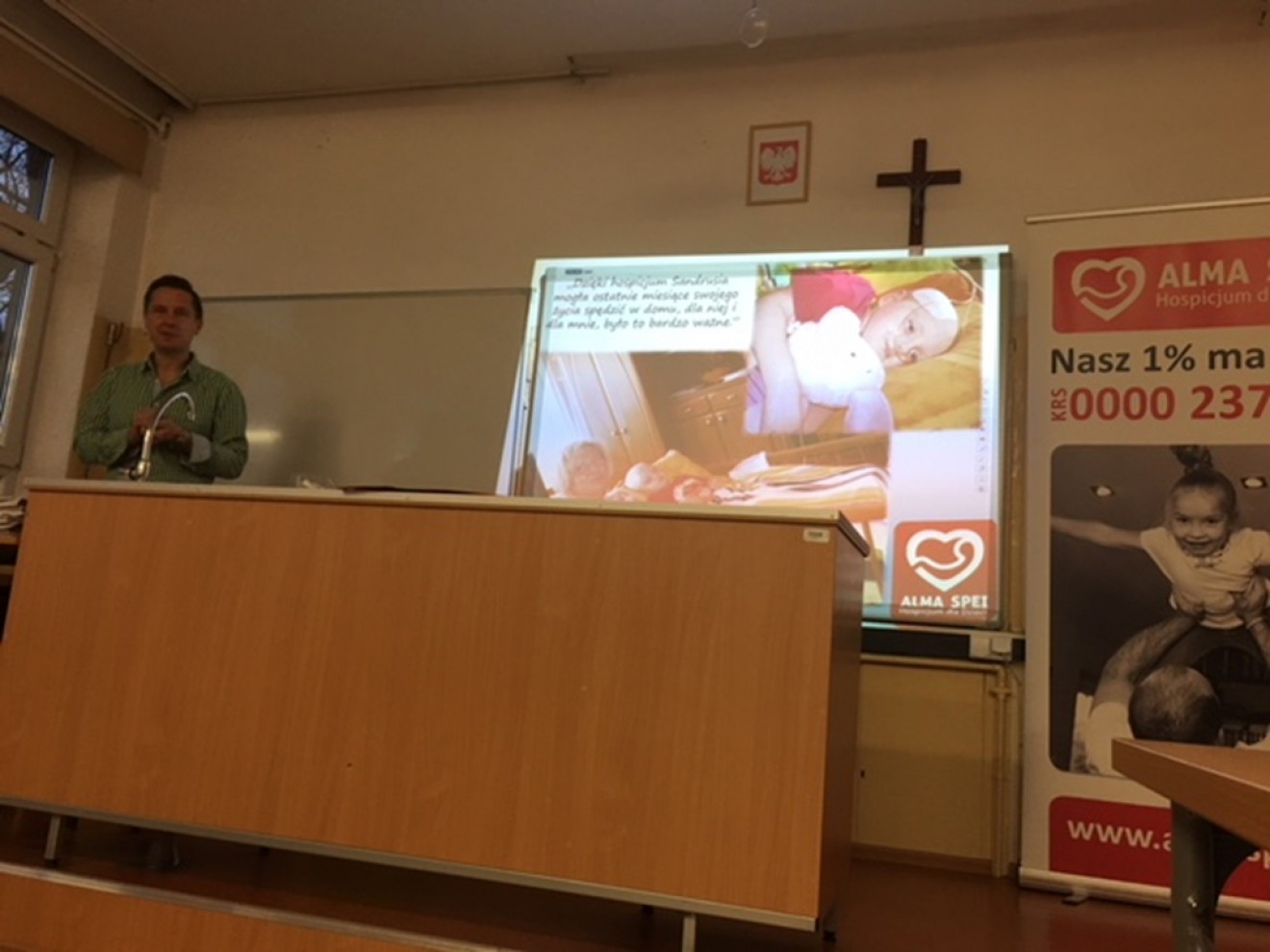 Projekt edukacyjny – Wolontariat: pomaganie przez działanie