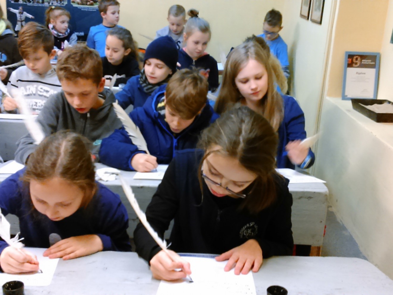 Wycieczka IV b i V a do Gospodarstwa  Edukacyjnego „Pszczółki”