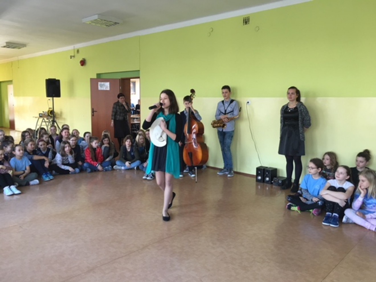 Dzień kobiet w klasach 4-7